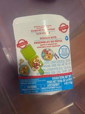 Crayola Silly Scents Dough Cups - Blue & Yellow